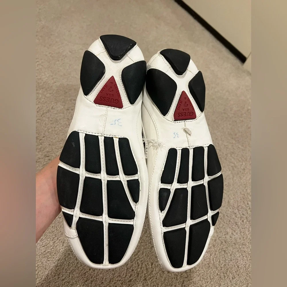 GUESS Men's Classic White Slip-On Loafers